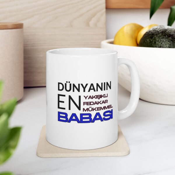 Dünyanın En Yakışıklı babası yazılı Babalar günü - Doğum Günü Hediyesi - Hediye Porselen Kupa Bardak