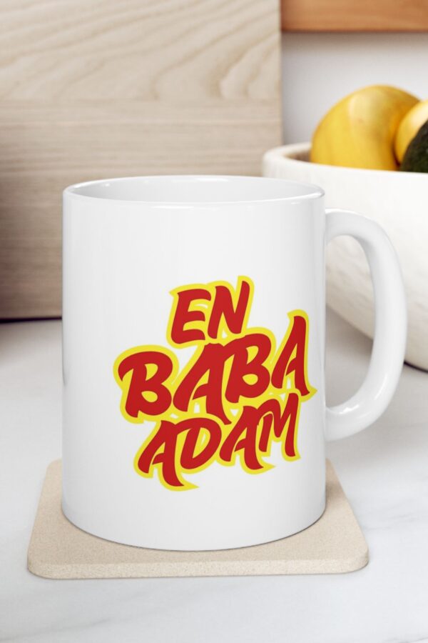 En Baba Adam Sarı Kırmızı renklerde Babalar Günü – Doğum Günü Hediyesi – Hediye Porselen Kupa Bardak